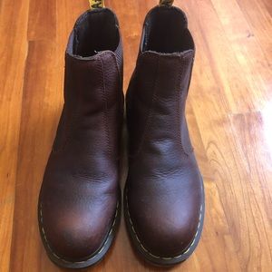 Dr. Martens Women’s Size 10 2976 Chelsea Boot